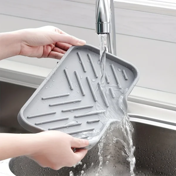 S0285608037ce4551b80cc8d42e37899bu.webp Sink Silicone Tray With Drain Soap Sponge Storage Holder Countertop Sink Scrubber Brush Soap Storage Rack Kitchen Organizer